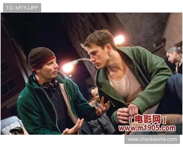 卧底潜入黑暗地下拳击场揭开血色擂台背后的罪恶与阴谋世界 卧底潜入黑暗地下拳击场揭开血色擂台背后的罪恶与阴谋世界